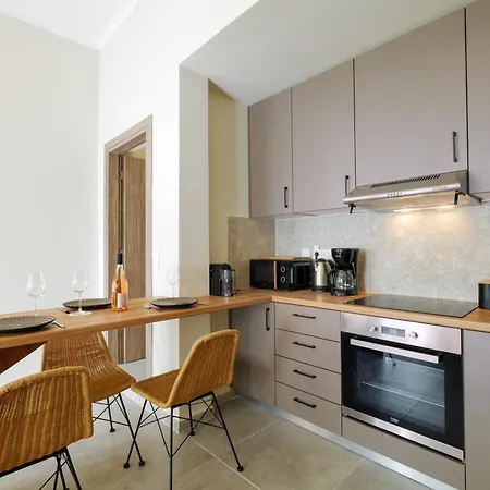 Callista Living Iii